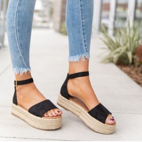 Bonnibel Shoes - NEW!! Bonnibel Black Platform Espadrille Sandals